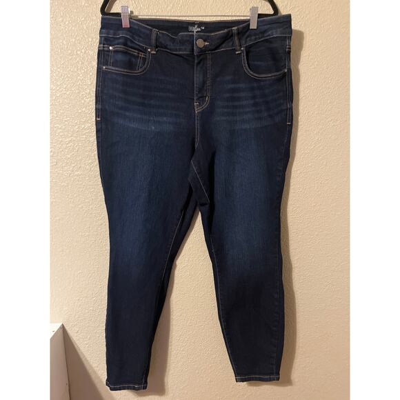 Maurices Flex High-Rise Jeans - Size 18W Short - Great Fit! - Picture 1 of 6